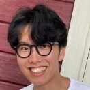 先輩の顔写真