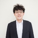 先輩の顔写真