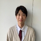 先輩の顔写真